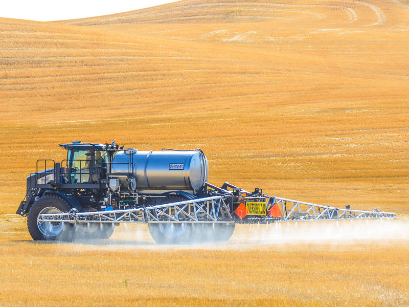 AG TRK430 with Millennium 132' agricultural spray boom