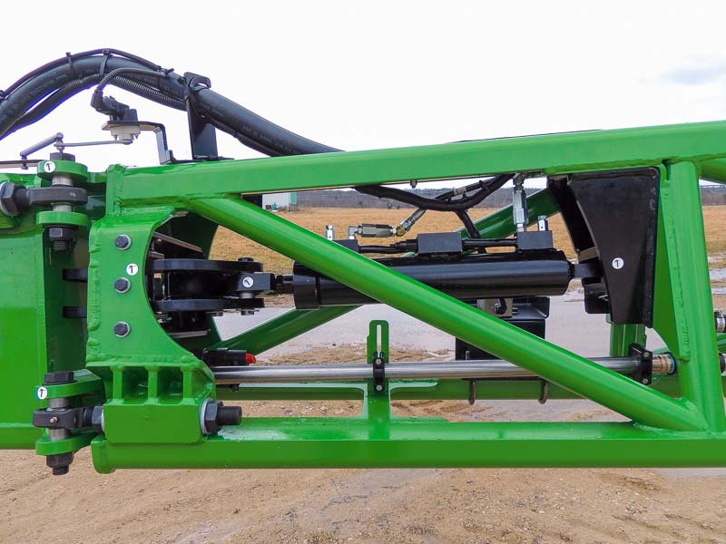 John Deere R4045 with Millennium aluminum spray boom