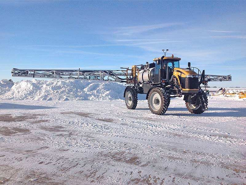 RoGator 1100b sprayer featuring the Millennium spray boom