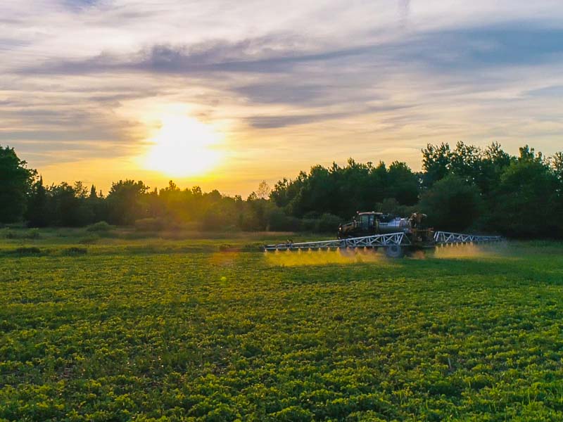 RoGator 1100c sprayer with 120' Millennium spray booms